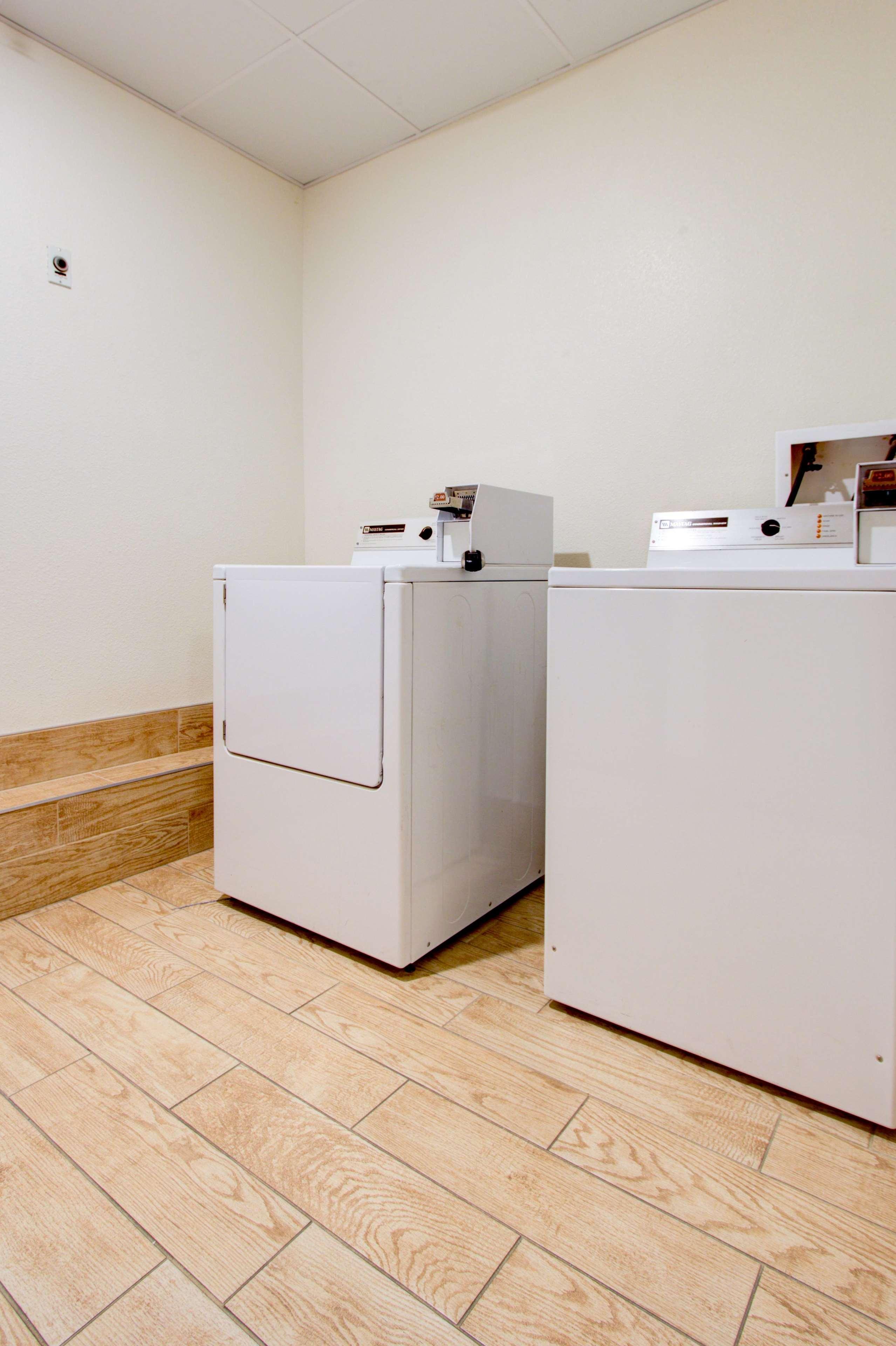 Best Western Firestone Inn & Suites Longmont Dış mekan fotoğraf